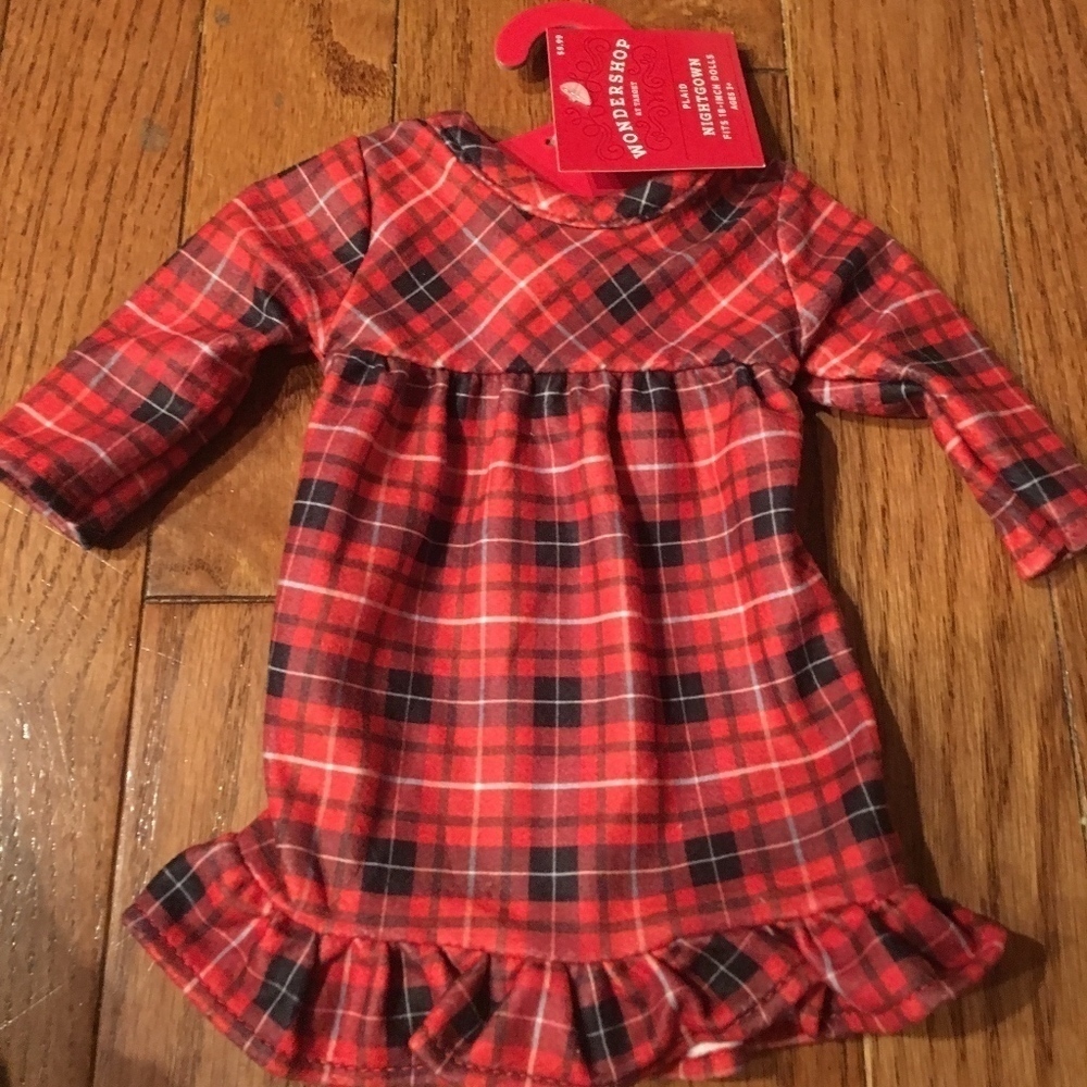 Wondershop Plaid Nightgown for 18in dolls ~ NEW